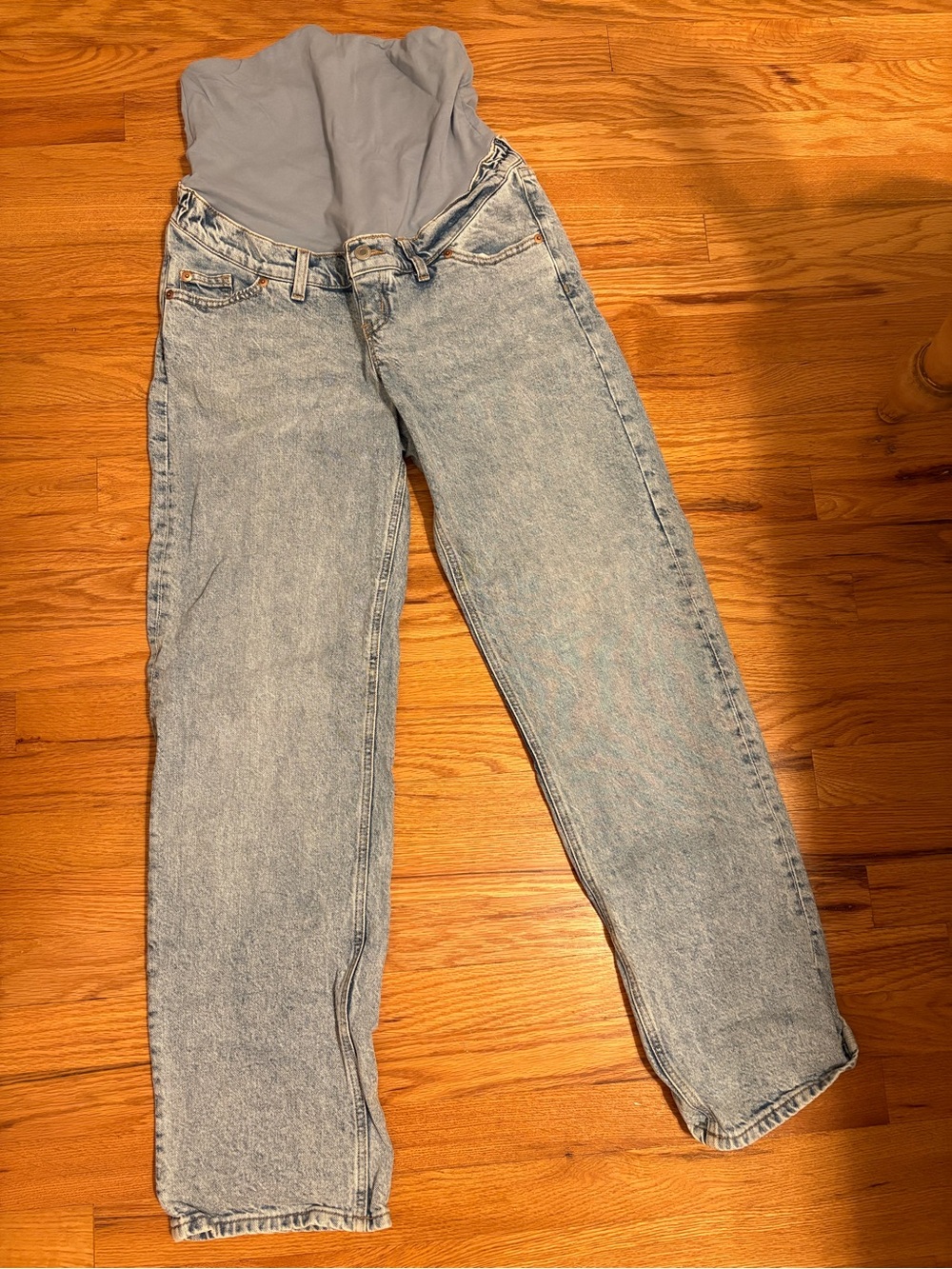 H&M Maternity Jeans, Straight Leg, Classic Wash, Small
